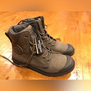 Palladium Pampa Cuff WP Lux, Major Brown, Mens 10/Women’s 11.5, NWT (no box)